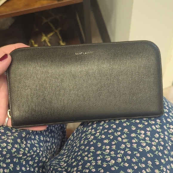Saint Laurent Textured Black Wallet - Picture 1 of 16